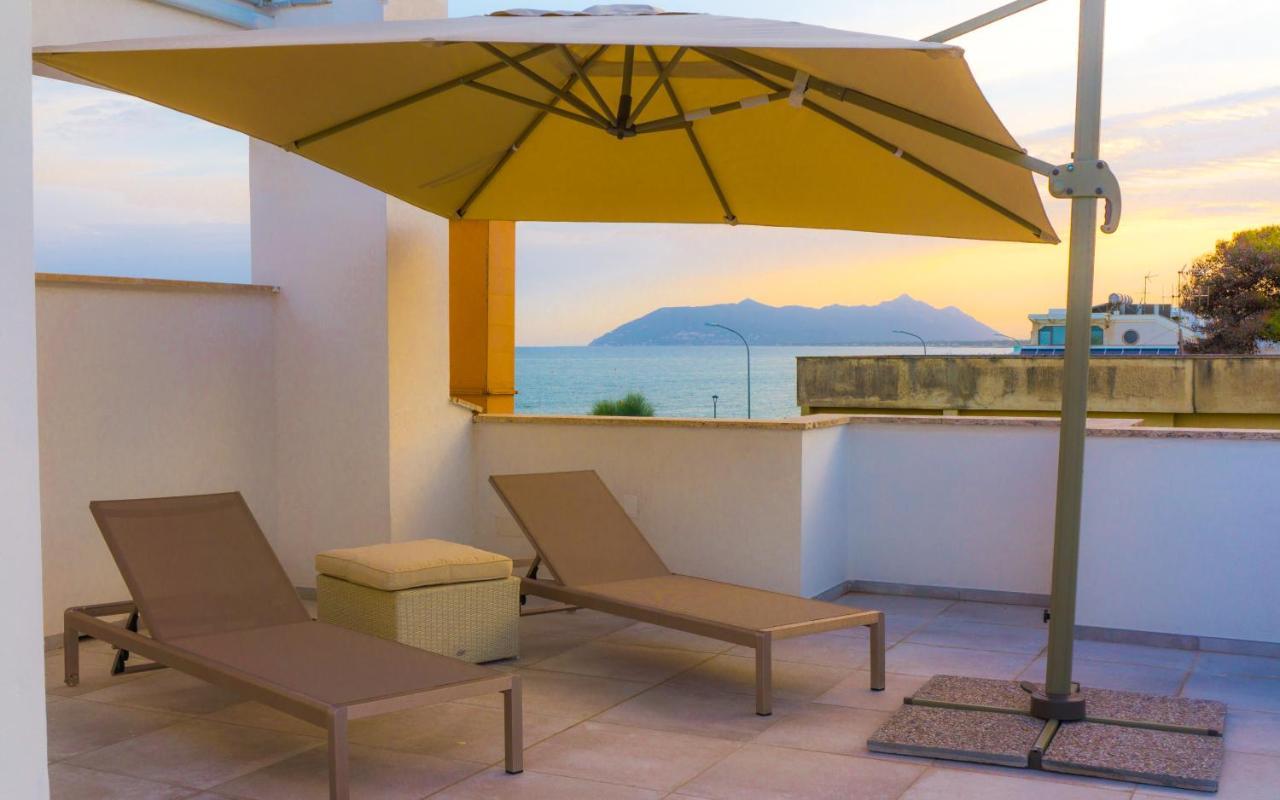 Piccolo Hotel Terracina Exterior photo
