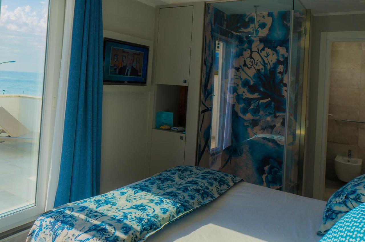 Piccolo Hotel Terracina Exterior photo