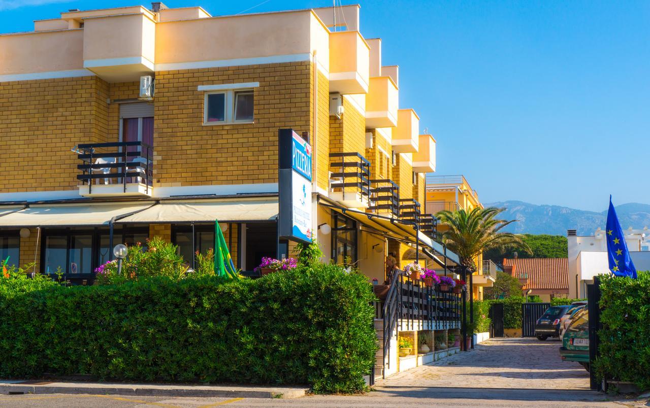 Piccolo Hotel Terracina Exterior photo